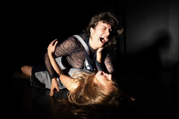On/Crying – The Gravity of Tears