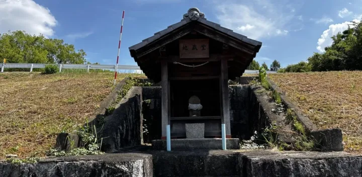 【伝承・防災】豪雨と洪水に沈みつづけた上小田井。水と共に生きる人々の「伝承と信仰」。～水害を繰り返した歴史と防災。妖怪先生と巡る、七夕の悲しい物語から大風除けのまじない、防災を誓う石碑まで～