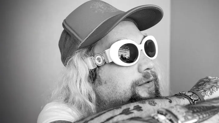 Mihali presents: Mihalidaze (18+)