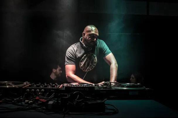 ticcle presents Rick Wade (Detroit)