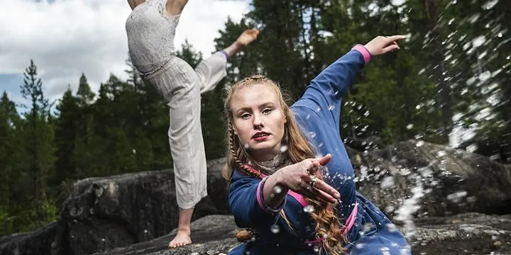 Dansföreställning | Sjaddo