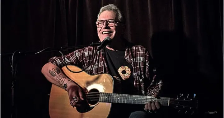 Robb Johnson