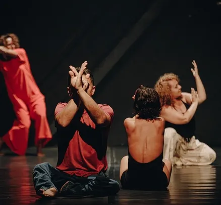 X BIENAL DE DANÇA | “Feche os Olhos”