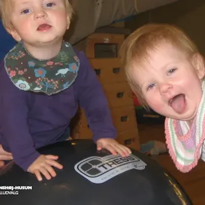 Vilde lege med de mindste (baby 4-12 mdr.)