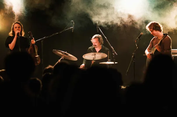 Cermaque & kapela + Bára Zmeková + Souvrat