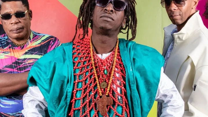 Afriquoi (Live)