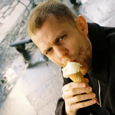 Anders Morgenstierne: ONE SCOOP OF VANILLA