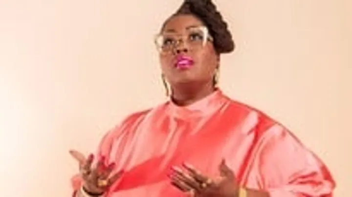 Shirma Rouse met het Luchtmacht orkest & ZO! Gospel Choir