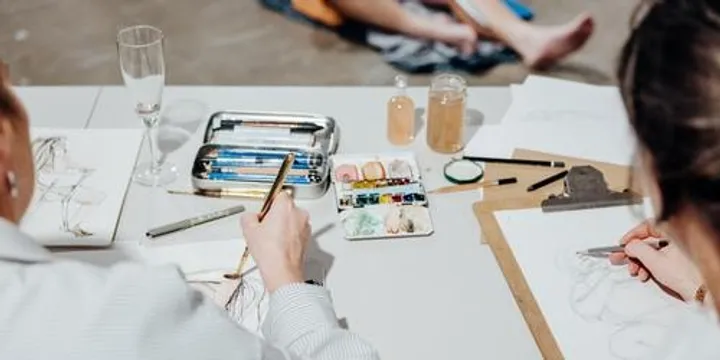 WORKSHOP | Life Drawing | Tipsy Sketching in the Gallery
