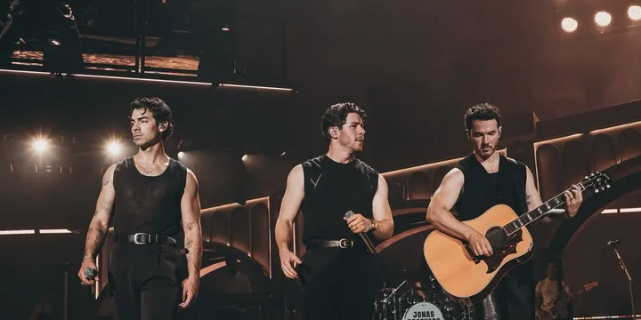 Jonas Brothers - Scotiabank Arena