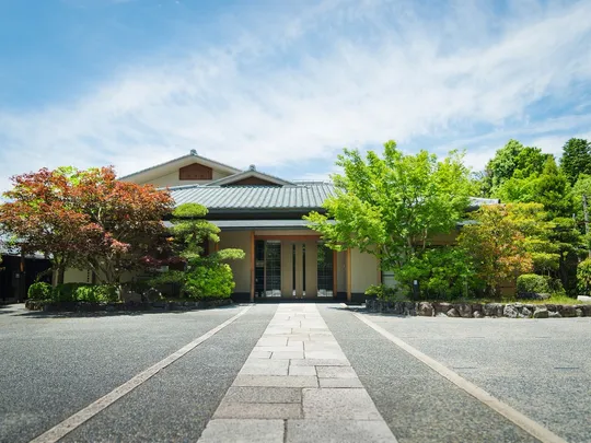 【野村美術館】「聴雨軒」特別茶の湯体験＆美術館貸切ツアー