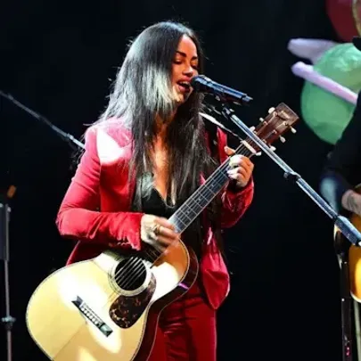 AURA DIONE - duo og helt tæt på!