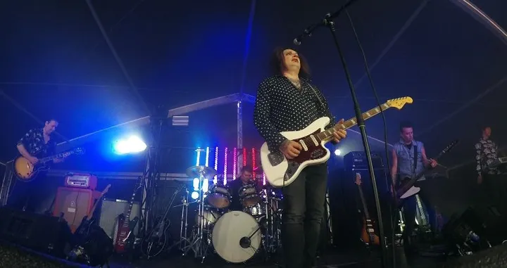 Liqueur - a tribute to 'The Cure' and Reptile House A tribute to Sisters of Mercy