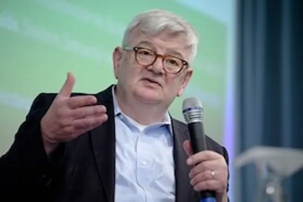 Joschka Fischer     ---     Verlegt in die Gemeindehalle Gschwend (Hinweis siehe unten)