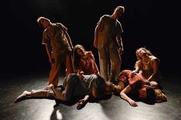 Höyhentämö: 7 Ways to Die (Dress rehersal)