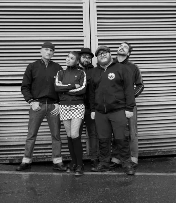 LOS FASTIDIOS | LOVESTEADY TOUR