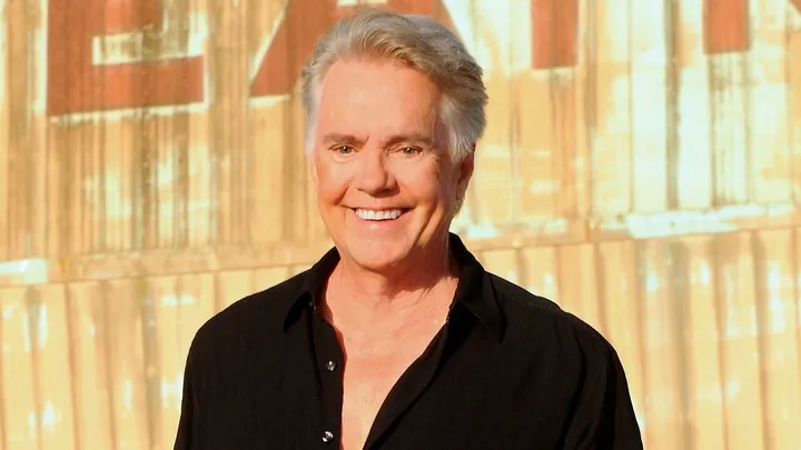 Shaun Cassidy UNWRAPPED: Songs & Stories for The Holidays