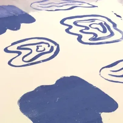 Serigrafi på BIBLIOTEKET - Stoftryk & mønsteropbygning - fra skitse til tryk v. Laugets Stoftrykkurser