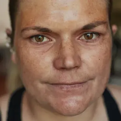Julie - Gadens Stemmer