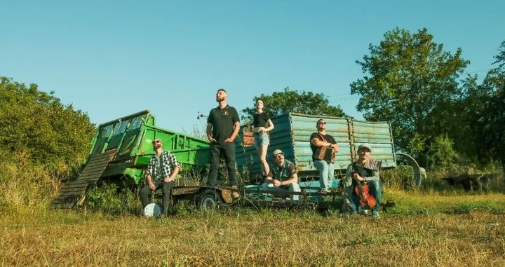Lost Robins - Shotgun EP Tour - Fuel Cafe