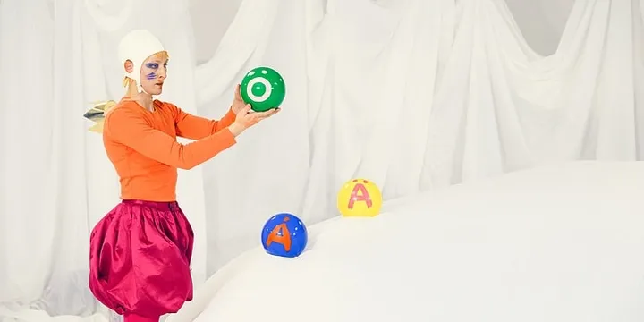 Giraffens ABC (från 3 år)